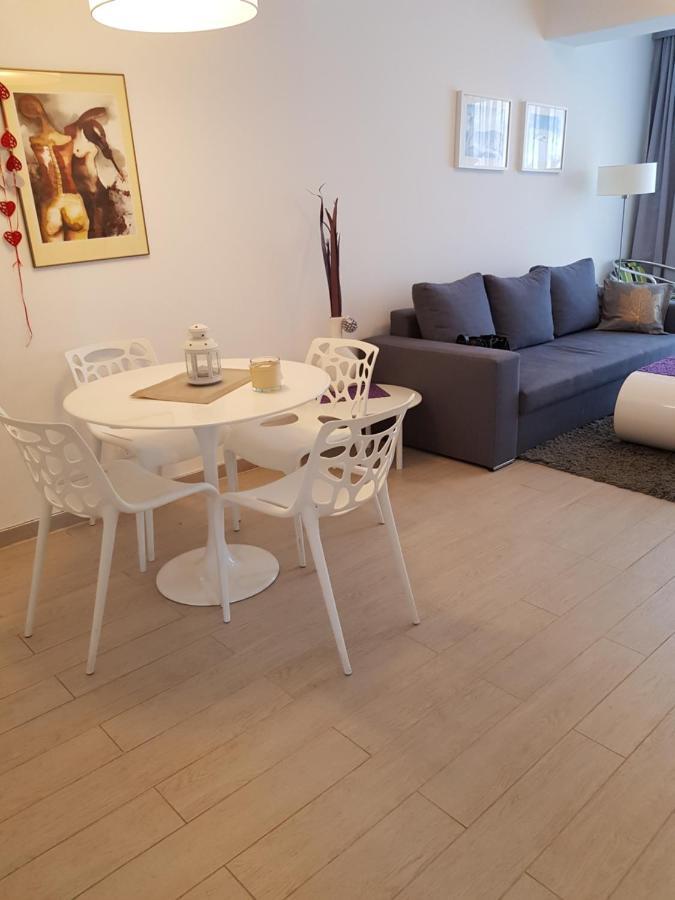 Apartament Czarna Gora Livigno Daire Sienna  Dış mekan fotoğraf